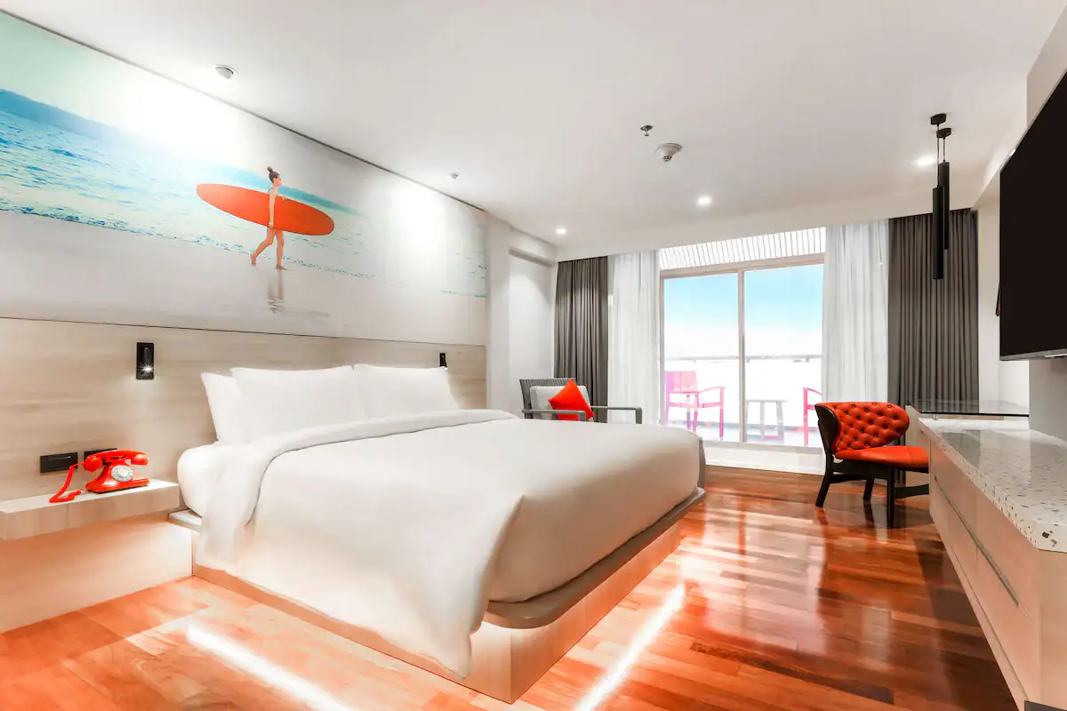 Superior Room - Partial Seaview