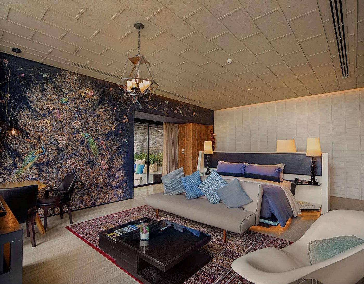 Executive Suite