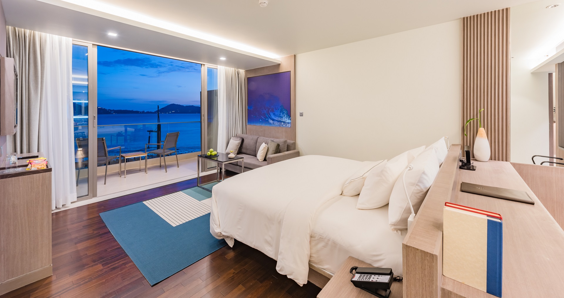 Grand Ocean Suite