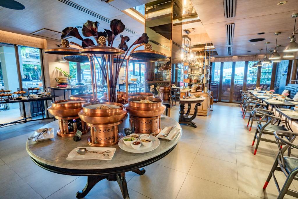 Riva Surya Bangkok1