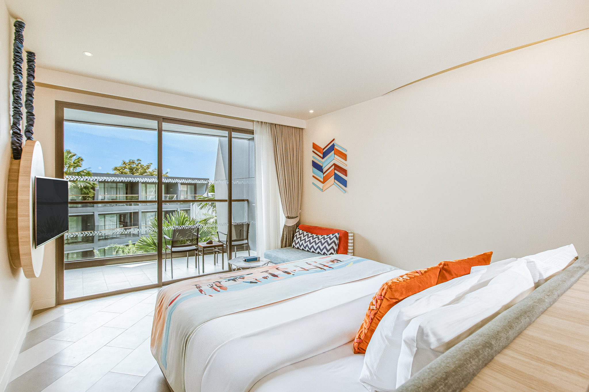 SIS Over the Stella Pool