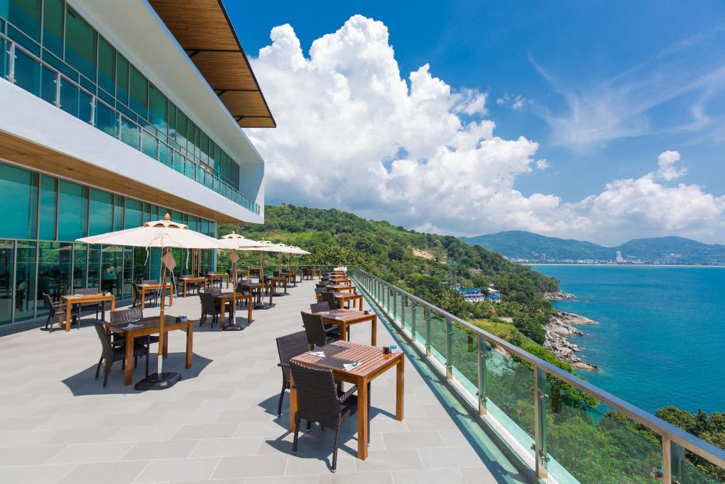 Wyndham Grand Phuket Kalim Bay2