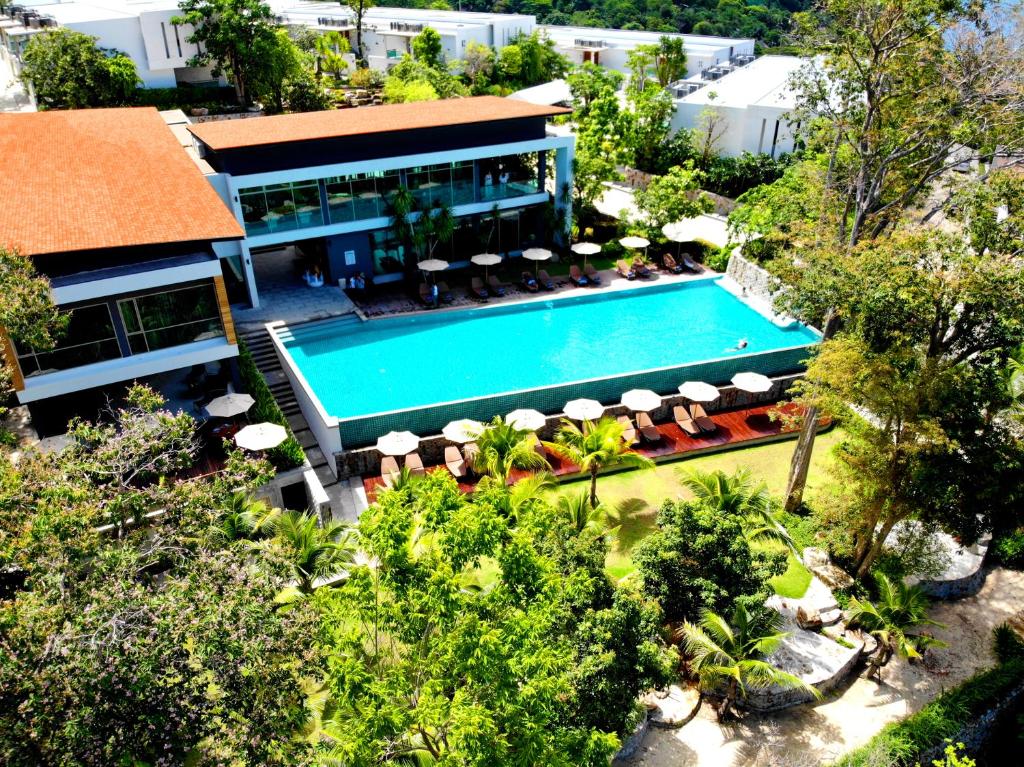 Wyndham Grand Phuket Kalim Bay42