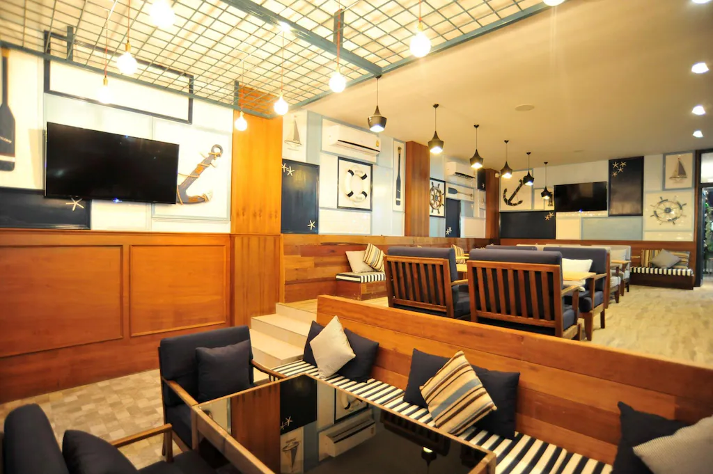 Combo Beach Hotel Samui