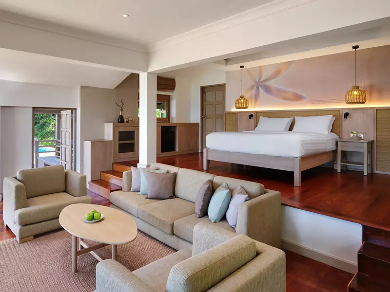 Grand Seafront Pool Villa