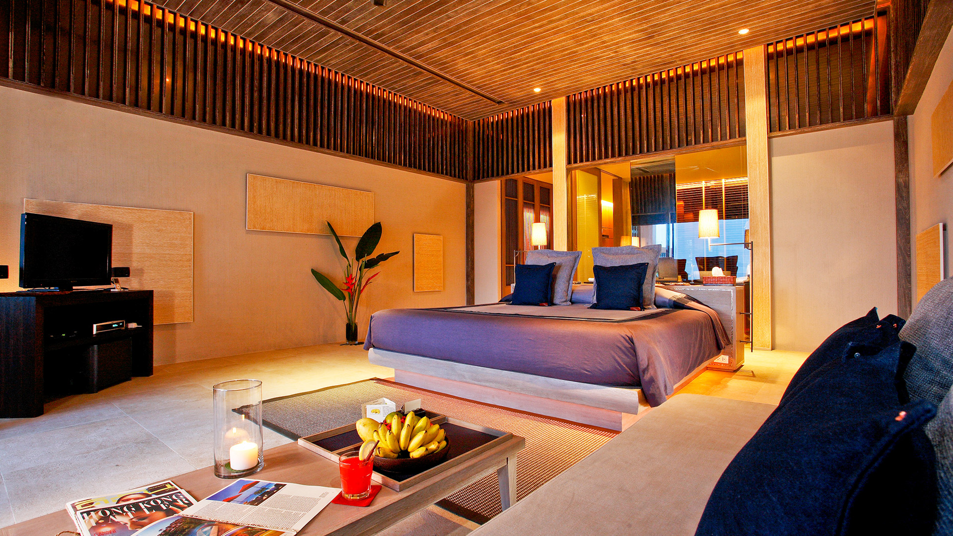 Pool Suite East Oceanfront