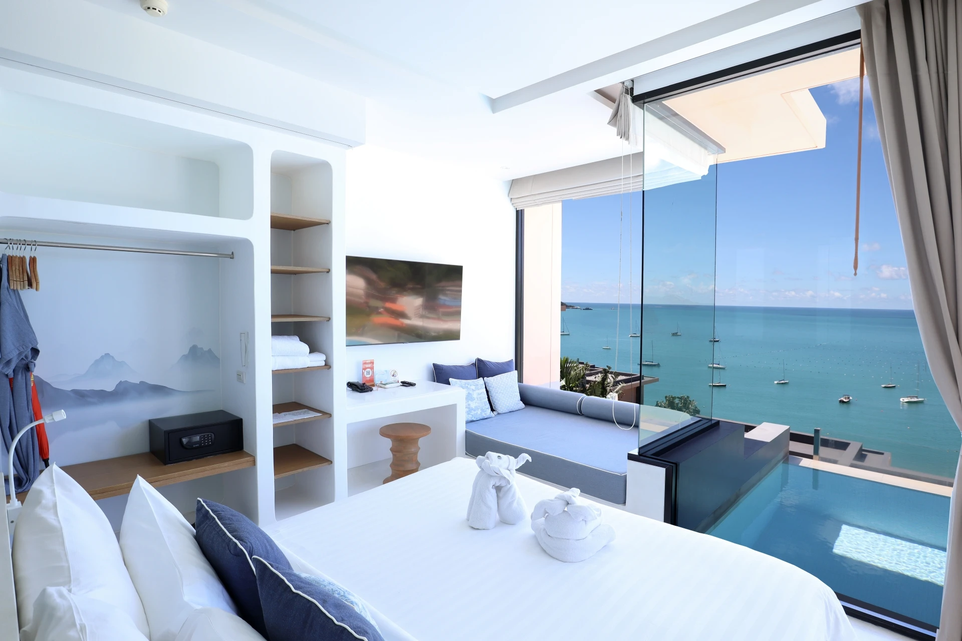 Panoramic Pool Villa