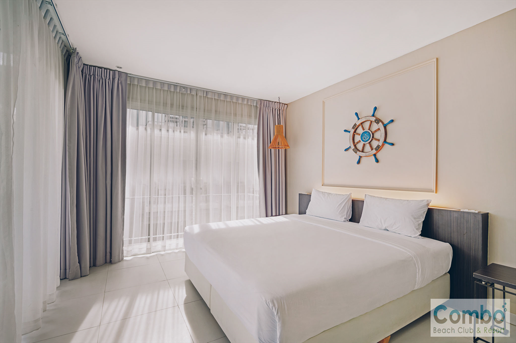 Premier Deluxe Suite