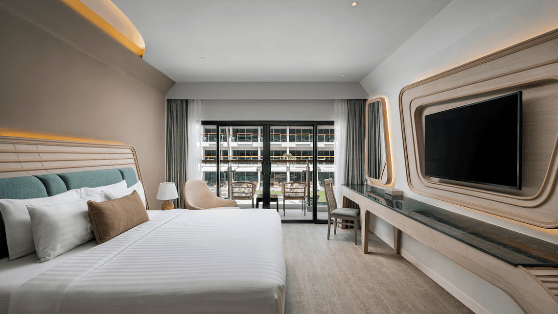 Amora Grand Pool View