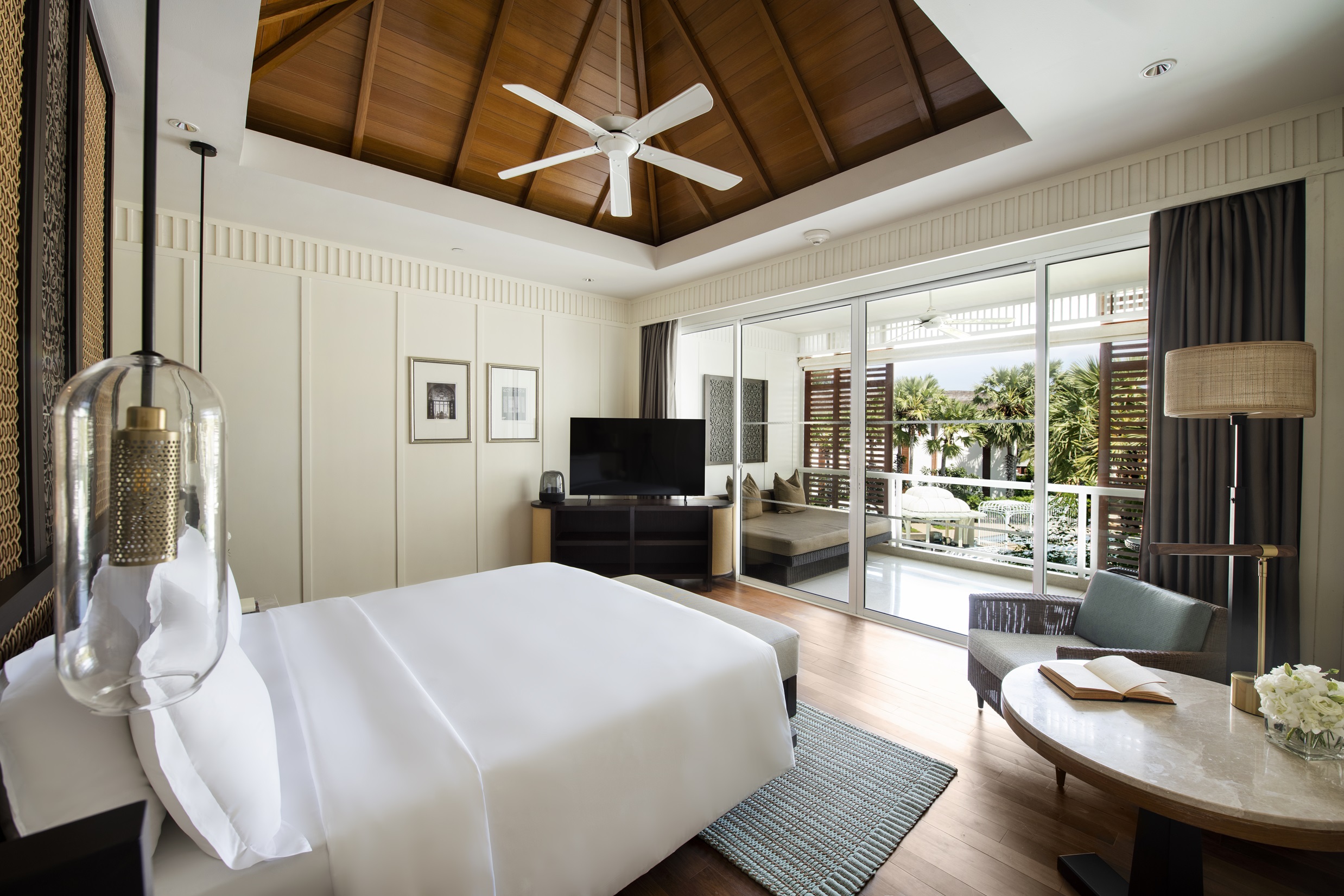 Premium Pool View (Beach Wing)