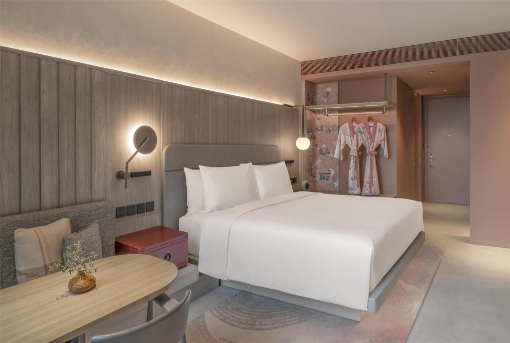 King Classic Room